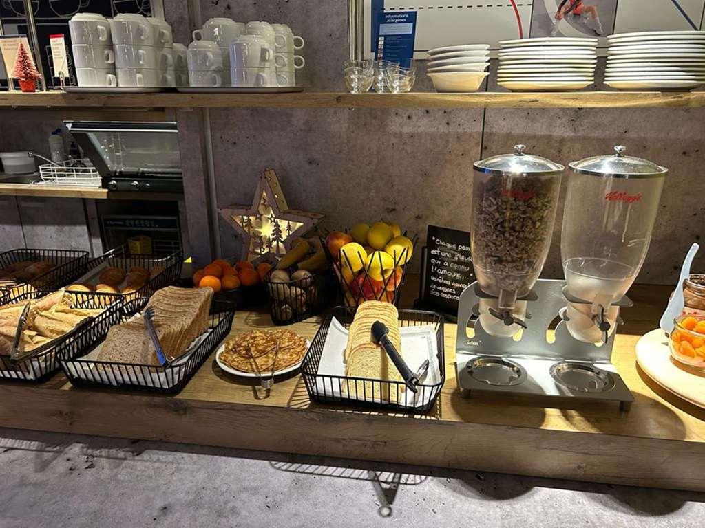 Ibis Budget Nantes Nord Saint Herblain Restaurant bilde