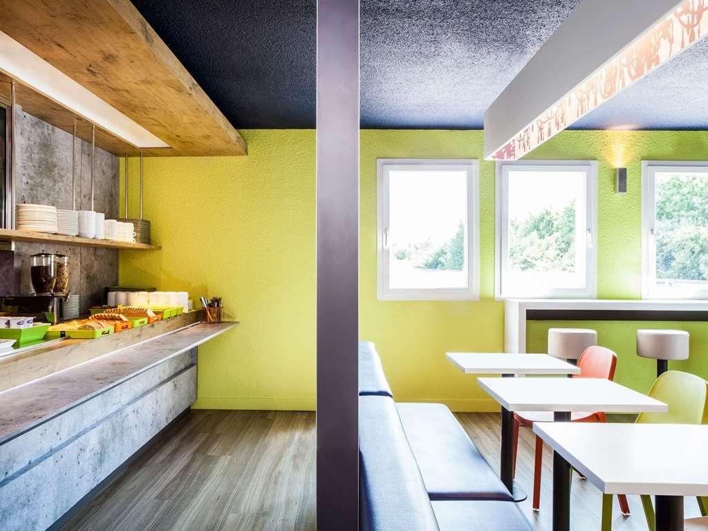 Ibis Budget Nantes Nord Saint Herblain Restaurant bilde