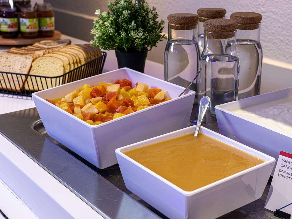 Ibis Budget Nantes Nord Saint Herblain Restaurant bilde